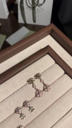 earring Chanel
