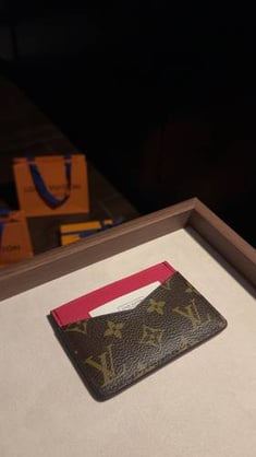 Lv card wallet 