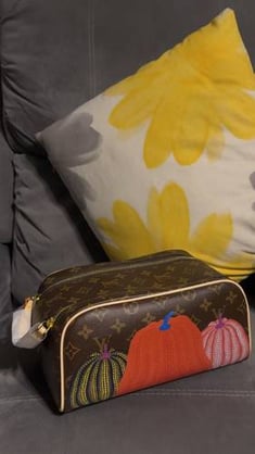 Hand bag Lv