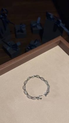 Bracelet apm