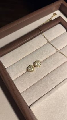earring dior