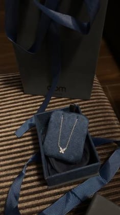apm necklace