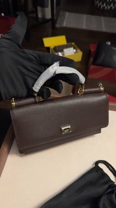 D &amp; G mini bag