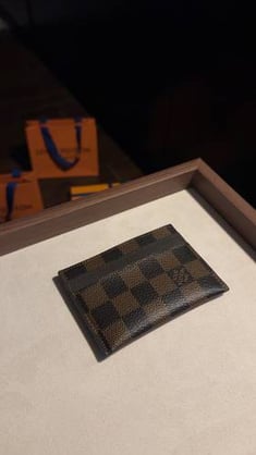 Lv card wallet 