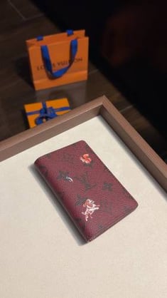 Lvt wallet 