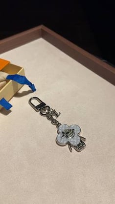 Lv medal