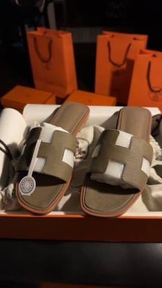 Hermès Oran Sandal