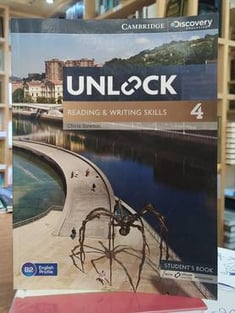 Unlock Reading &amp; Wriing Skills 4