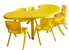 طاولة بلاستيك نصف دائرية - أصفر