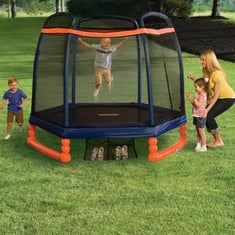 لعبة القفز للأطفال من ليتل تايكس