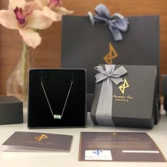 سلسال احجار اوبال