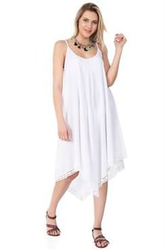 فستان قصير أبيض بحمالات نسائي