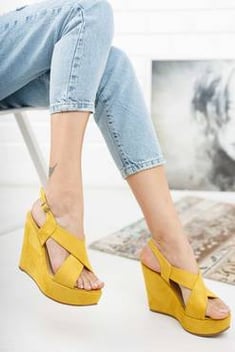 حذاء روكي جلد سويدي أصفر غامق نسائي