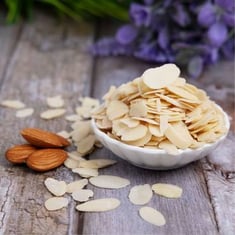 لوز شرائح 