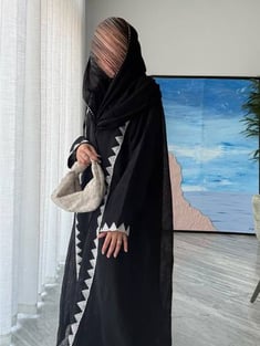 Black Abaya