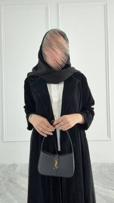 Velvet abaya