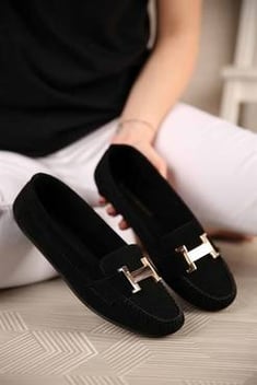 حذاء كاجوال جلد سويدي أسود نسائي