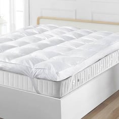 لباد سرير مزدوج لينو هوم سماكة 8 سم - 200x200 سم