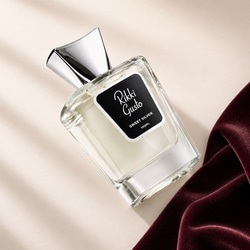 العطور المخملية