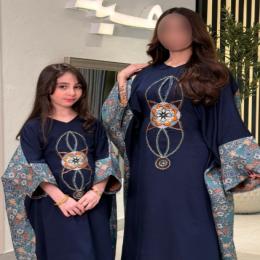 جلابيات الأم و بنتها