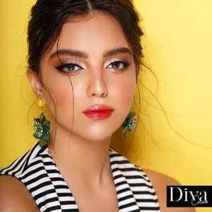 عدسات Diva