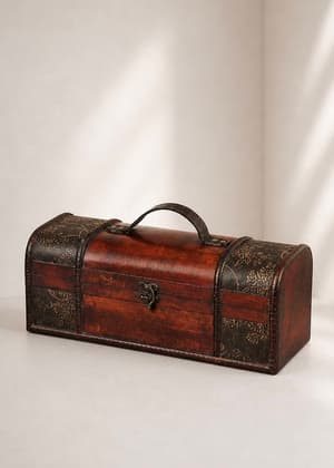 صندوق خشب مبطن احمر