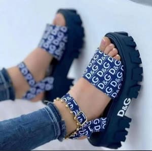 حذاء نسائي ماركة دولتشي جابانا