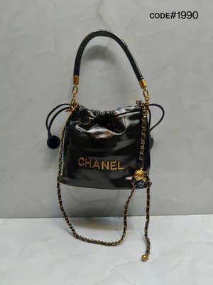 شنطة نسائية ماركة شانيل -h02