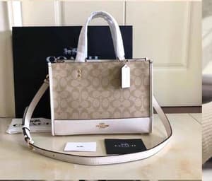 شنطة نسائية ماركة كوتش