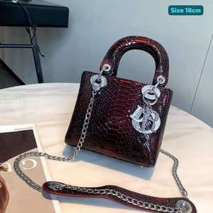 شنطة نسائية ماركة ديور  -d55