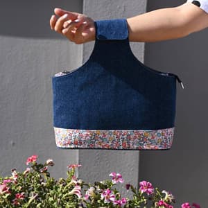 حقيبة قماشية لحفظ ادوات الحياكة والخيوط THE BLOOM WRIST BAG