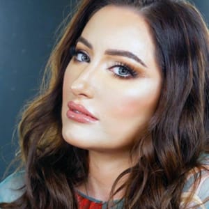 نادية الهارون