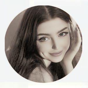 البلوقر شوق المطيري