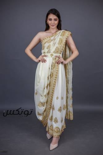 فستان بنمط الساري الهندي
