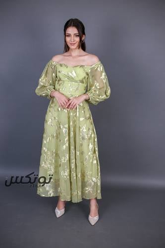 فستان جاكار مورد بأكتاف مكشوفه