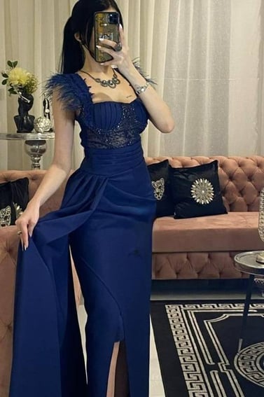 فستان سهرة بتصميم فخم