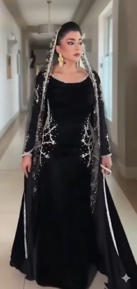 جلابيه قطيفه تطريز يدوي 