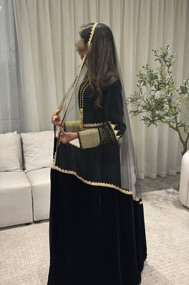 جلابيه تراثيه مع بشت 