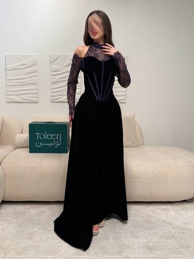 فستان سهرة كحلي مخمل طويل