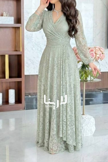 فستان ليلاس تفاحي