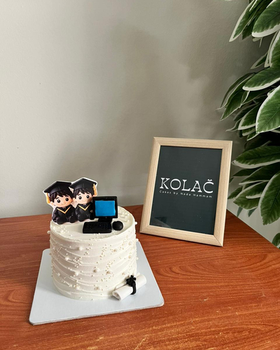 Seasonal Cakes