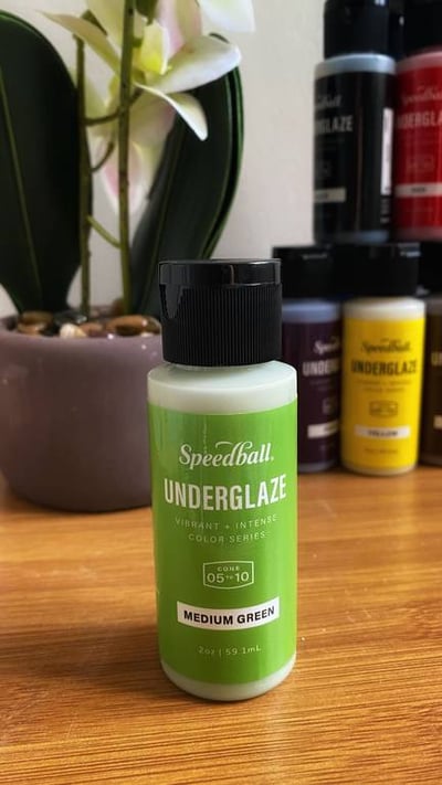Speedball underglaze "Medium green"