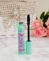 ESSENCE مسكره لاش الخضراء