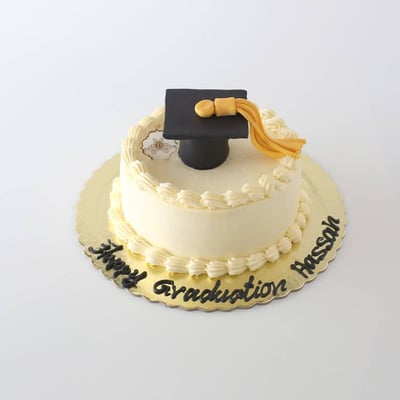  White Graduation Cake small