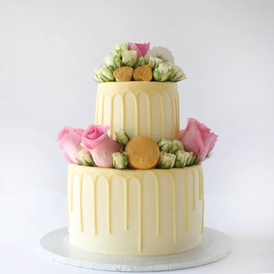 Layla Flowers Cake