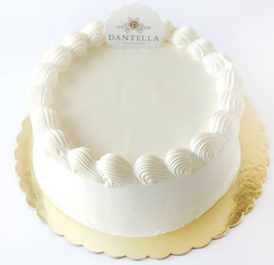 White Simple Cake