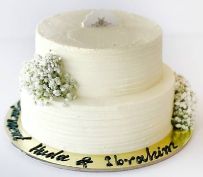 White elegant cake large