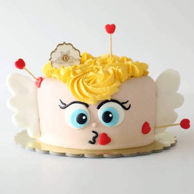 Fall In Love Cake 