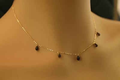 تشوكر عيار18 الوزن ( 1.86 )