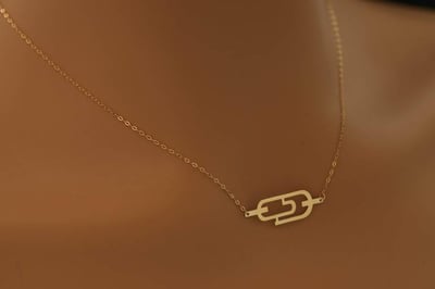 عقد ذهب صافي عيار18 الوزن 1.31